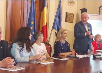 VIDEO Peste 100 de farmaciști și cercetători, reuniți la Buzău, la un simpozion dedicat produselor naturale