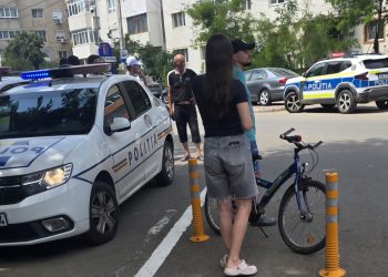 Copil de 8 ani, lovit de o mașină în Buzău. Trafic dirijat pe strada Dorobanți