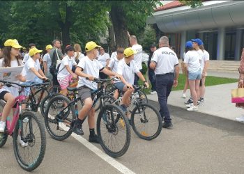 VIDEO Buzăul dă startul Concursului Național „Educație Rutieră – Educație pentru Viață”. Elevi din 34 de județe intră în competiție