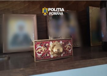 A furat o piesă din Sfântul Chivot și și-a făcut altar acasă. Hoțul le-a spus polițiștilor că Dumnezeu i-a permis să o ia