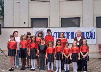 Muzică, dans și teatru la deschiderea noului an școlar de la Palatul Copiilor Buzău