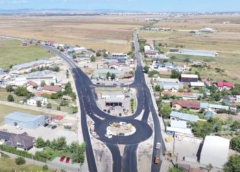 VIDEO Sens giratoriu nou la Spătaru. Lucrările, pe ultima sută de metri