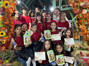 Grupul vocal „Magic Voices” a adus muzica pe scena Festivalului Dovleacului din Buzău